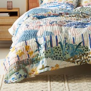 Anthropologie King Rosalind Quilt